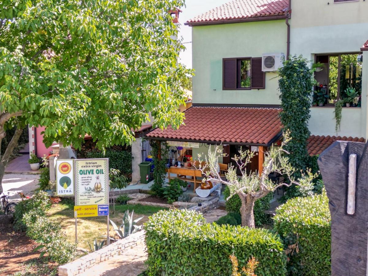 באלה Holiday Stone House מראה חיצוני תמונה